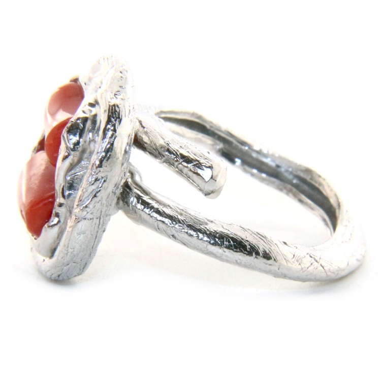 NLB|Silver 925: Women's adjustable hand ring made of natural intense red coral barrels