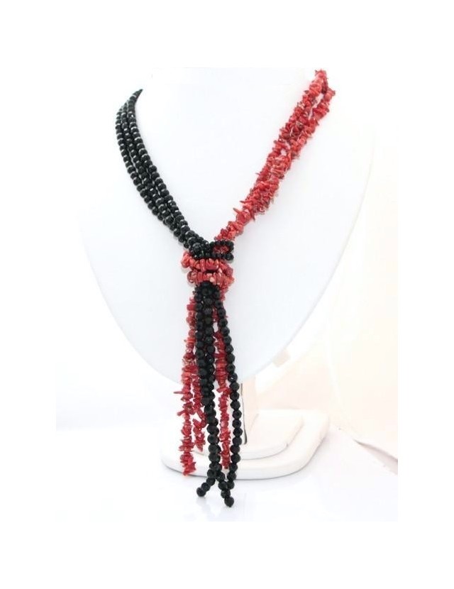 collana linea Capri sciarpina 3 fili bicolore rosso nero in corallo scoglio verace italiano rosso e perle di agata nera collana linea Capri sciarpina 3 fili bicolore rosso nero in corallo scoglio verace italiano rosso e perle di agata nera