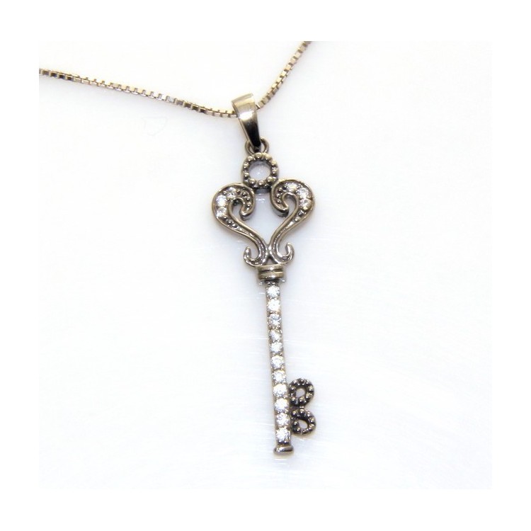 NLB|fine silver : Necklace for  woman with  Key pendant