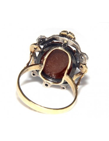 Oro giallo 9kt e Argento 925 anticato : Anello donna barocco realizzato a mano con cammeo ovale e radice di rubino mis 16/17