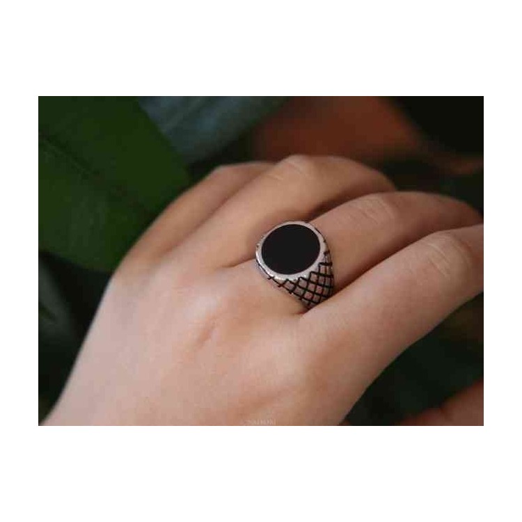 NLB|Anello uomo scudo chevalier tondo nero Argento 925 rombi - N140539