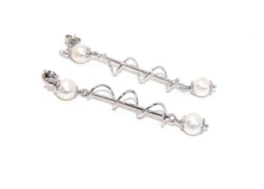 NLB|Long earrings in 925 silver with spiral and pearls