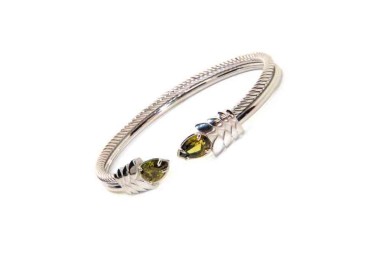 NALBORI Cable bracciale cavetto rigido aperto con zircone verde peridot