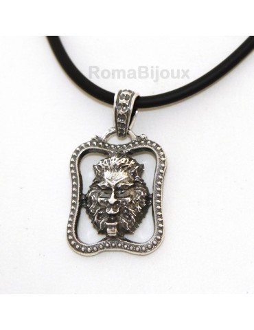Ciondolo Argento 925 : per uomo. Leone brunito medio con cornice e laccio realizzato a mano